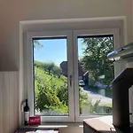 Direkt Am Weingut Garber 아파트 Etzendorf