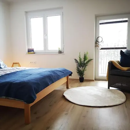 Direkt Am Weingut Garber *