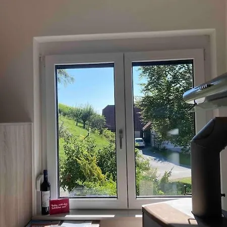 Direkt Am Weingut Garber アパート Etzendorf